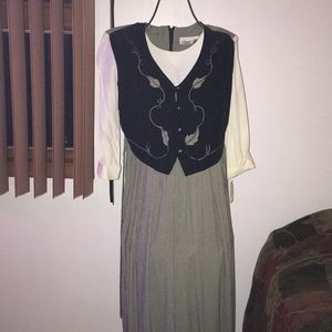 Old Fashioned 50 - 60’s dress, brand new